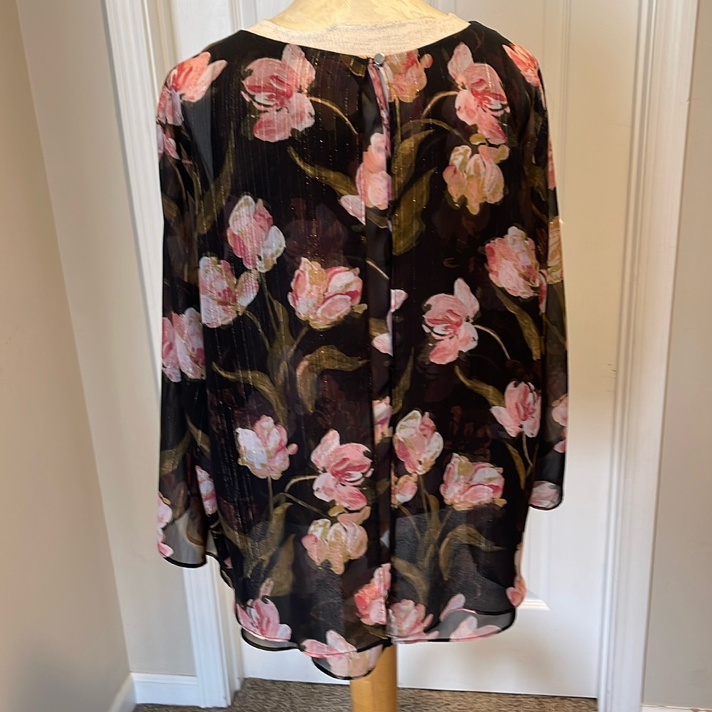 Jennifer Lopez blouse